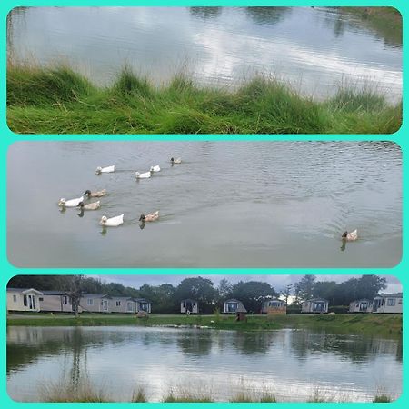 Beautiful 2 Bedroom Caravan, Holiday Park Tenby Saint Florence Zewnętrze zdjęcie