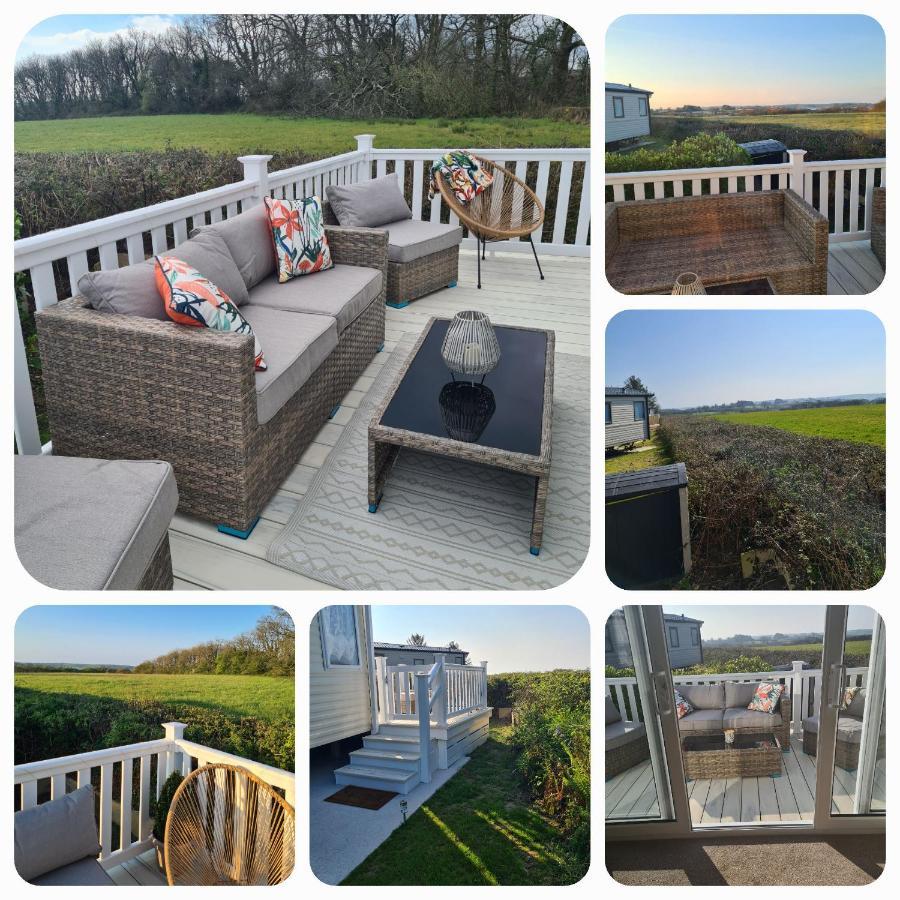 Beautiful 2 Bedroom Caravan, Holiday Park Tenby Saint Florence Zewnętrze zdjęcie